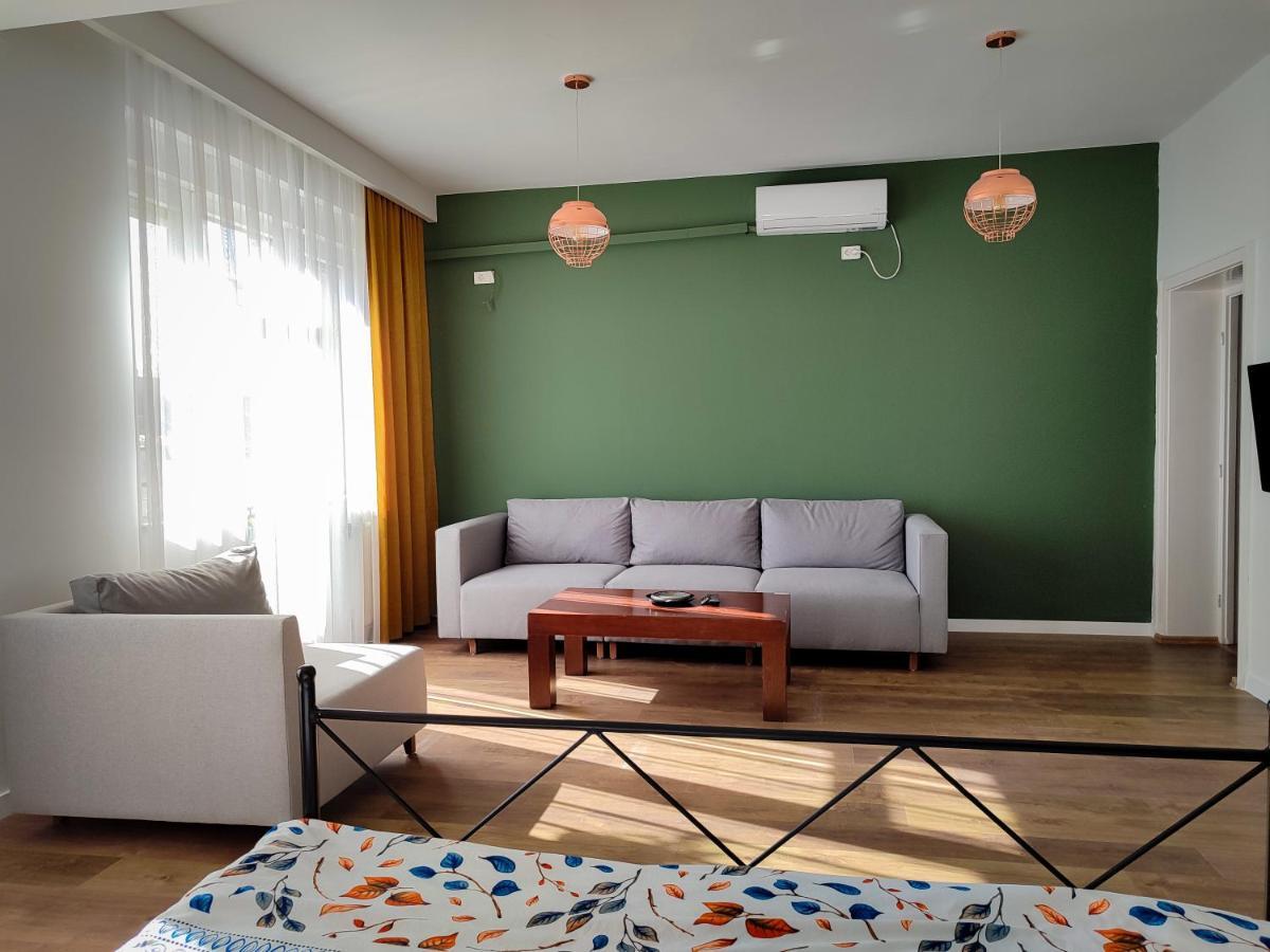 Ferienwohnung Urban Cozy Retreat Pristina Exterior foto