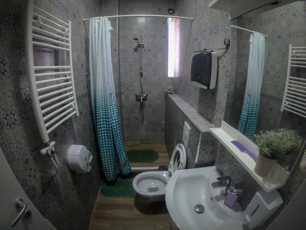 Ferienwohnung Urban Cozy Retreat Pristina Exterior foto